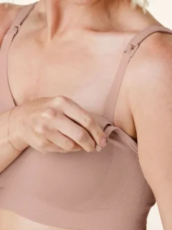 BRAVADO - imetysliivit body silk seamless - Cameo