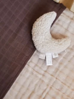 Jollein pehmeä helistin kuu, Nougat
