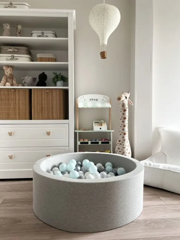 Pehmeä pallomeri + pallot (valitse värit), light grey