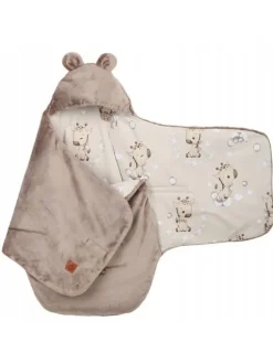 Vauvan turvakaukalon lämpöpussi – Beige velvet and giraffes